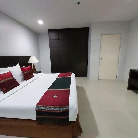 Ampo Residence Ayutthaya Bagian luar foto