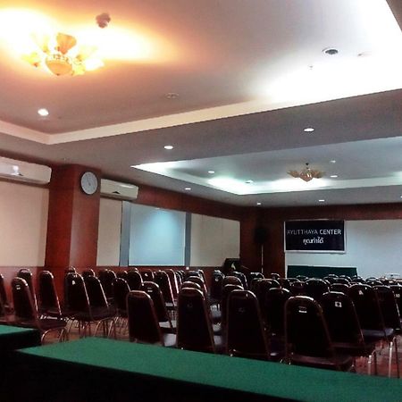 Ampo Residence Ayutthaya Bagian luar foto