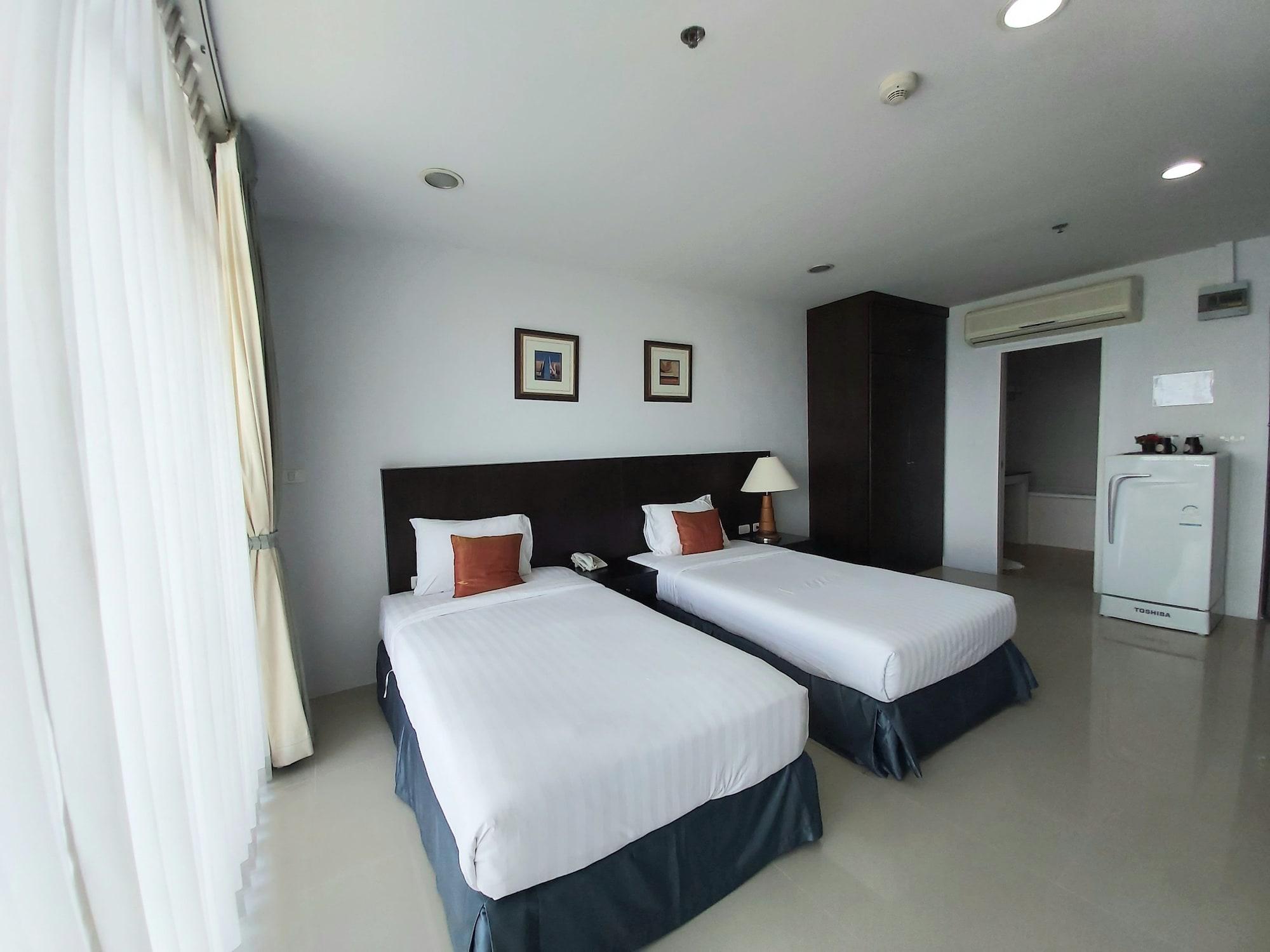 Ampo Residence Ayutthaya Bagian luar foto