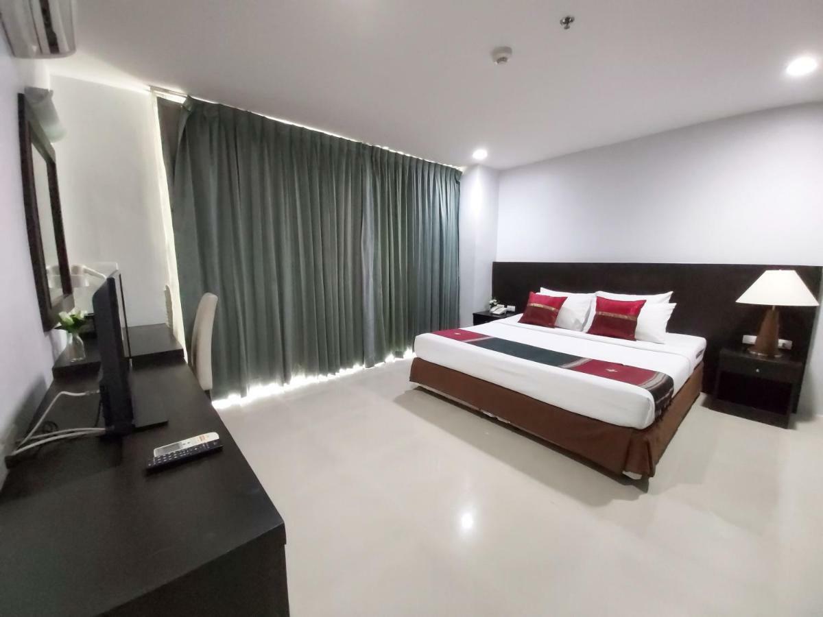 Ampo Residence Ayutthaya Bagian luar foto