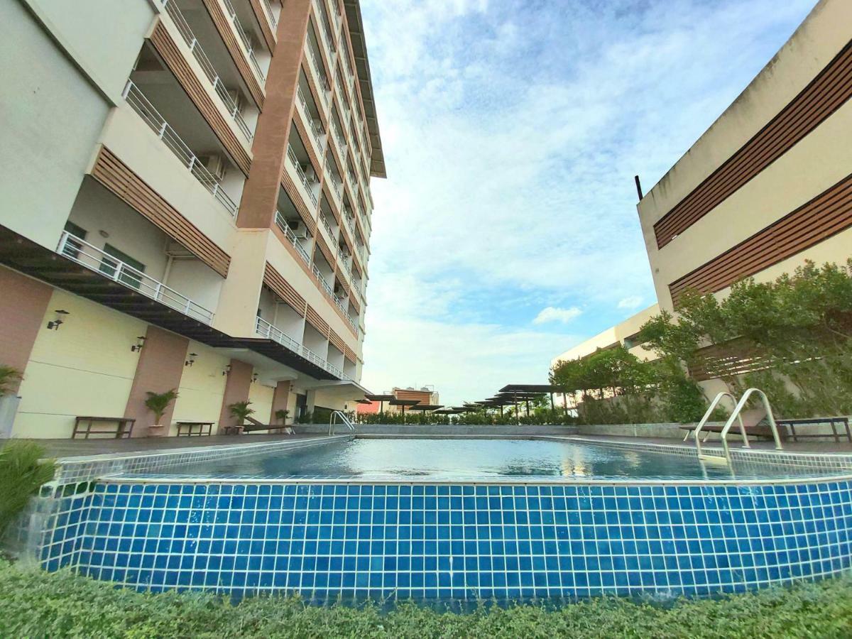Ampo Residence Ayutthaya Bagian luar foto